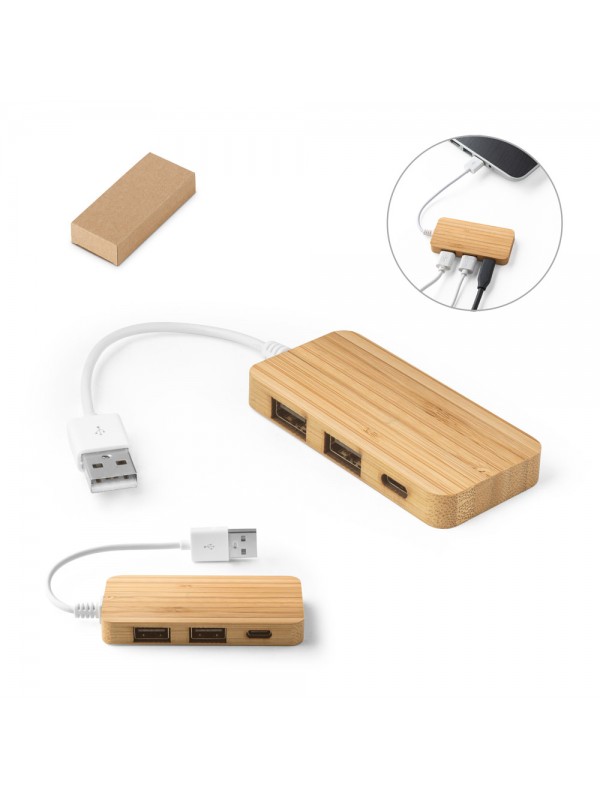 MOSER. HUB con 2 porte USB-A e 1 USB-C in bambù MOSER. HUB con 2 porte USB-A e 1 USB-C in bambù