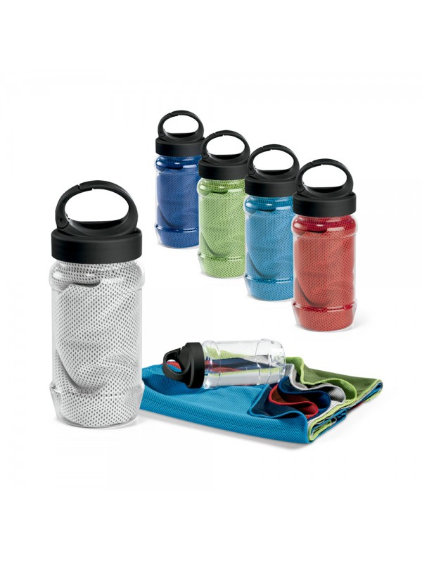 ARTX PLUS. Set di borraccia in PP e PET e asciugamano sportivo in poliammide e poliestere ARTX PLUS. Set di borraccia in PP e PET e asciugamano sportivo in poliammide e poliestere