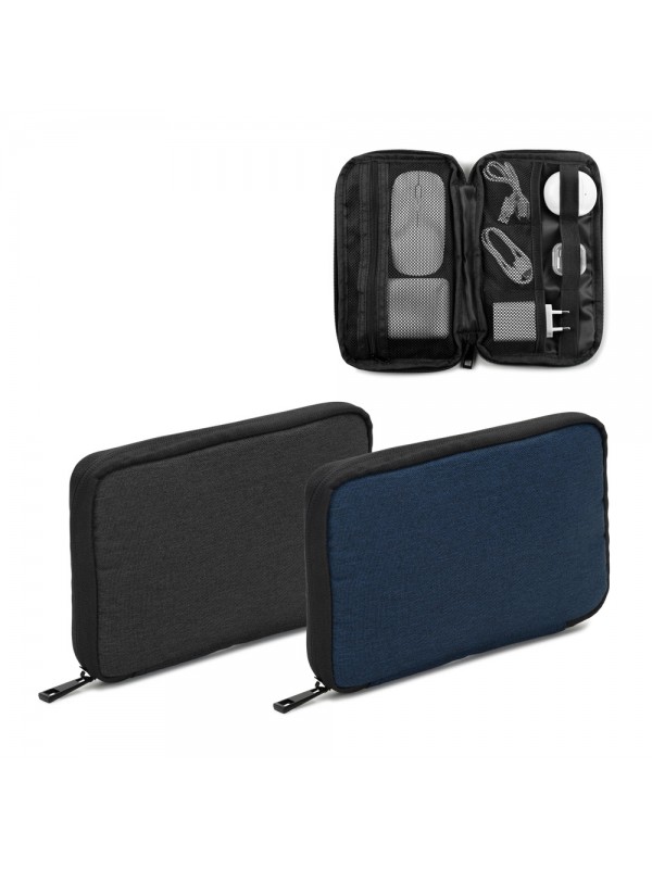 Newcastle BAG. Borsa organizer in poliestere riciclato 600D ad alta densità con spazioso scomparto principale per accessori tecnologici Newcastle BAG. Borsa organizer in poliestere riciclato 600D ad alta densità con spazioso scomparto principale per accessori tecnologici