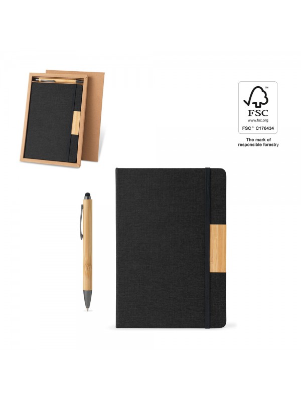 HOMERO. Set composto da un blocco note A5 con copertina rigida e una penna a sfera in bambù HOMERO. Set composto da un blocco note A5 con copertina rigida e una penna a sfera in bambù