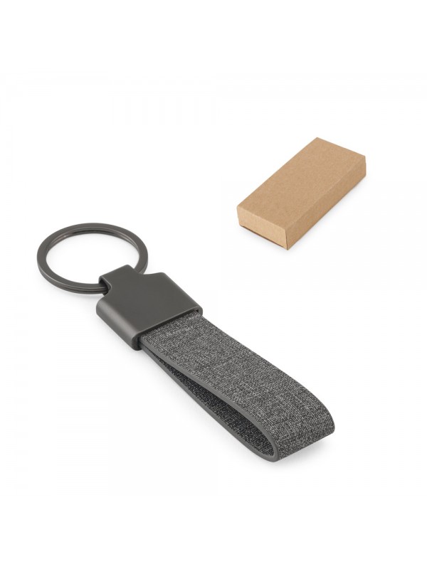 RAVEN. Portachiavi di forma rettangolare in metallo e pet riciclato (30% riciclato)