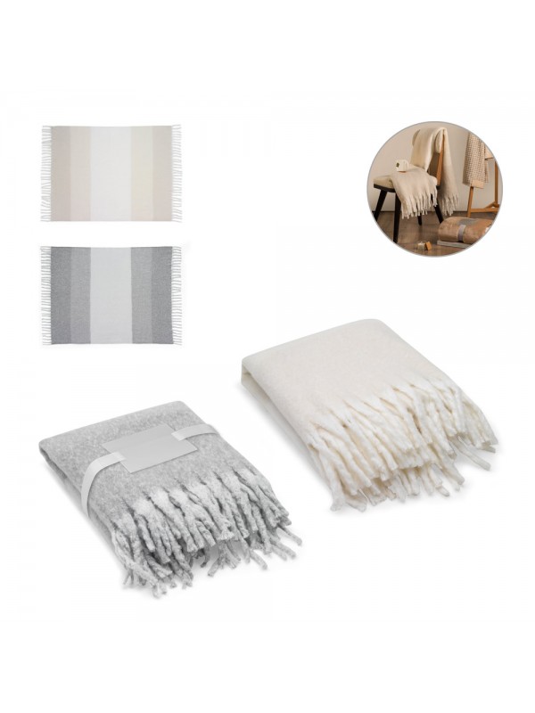 COMFY. Coperta in poliestere riciclato (100% rPET) (300 g/m²), effetto simile al mohair COMFY. Coperta in poliestere riciclato (100% rPET) (300 g/m²), effetto simile al mohair