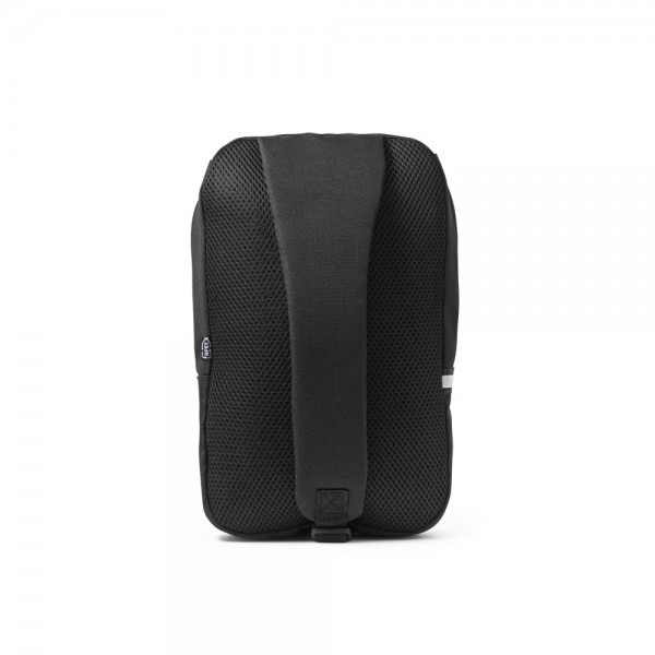 DELFOS. Zaino monospalla 300D poliestere riciclato e 600 poliestere riciclato, con fodera in poliestere riciclato 210D