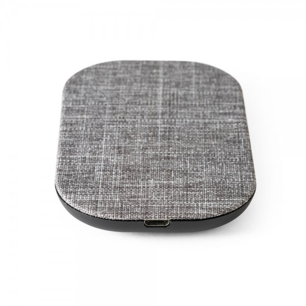 RENEWAL CHARGER. Caricatore wireless superveloce da 15W in PET riciclato (100% rPET)