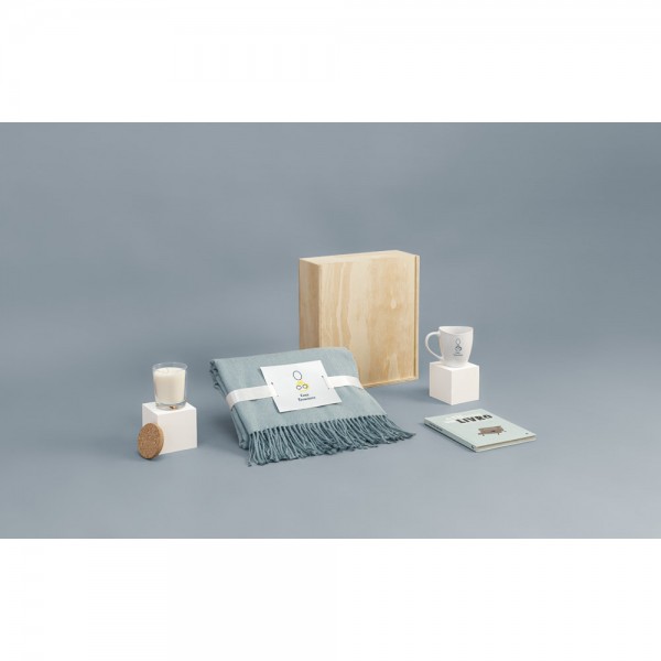 KIT COZY. Il kit cozy è stato creato per trasformare l'ambiente domestico in momenti accoglienti e confortanti