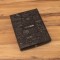 STARTER KIT INFINITEBOOK A5 PLANNER TEXTURE. Set composto da un "Infinitebook" con copertina rigida, 1 kit di pulizia, 1 pennarello e 1 porta pennarello